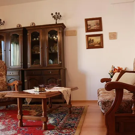 Apartment Du